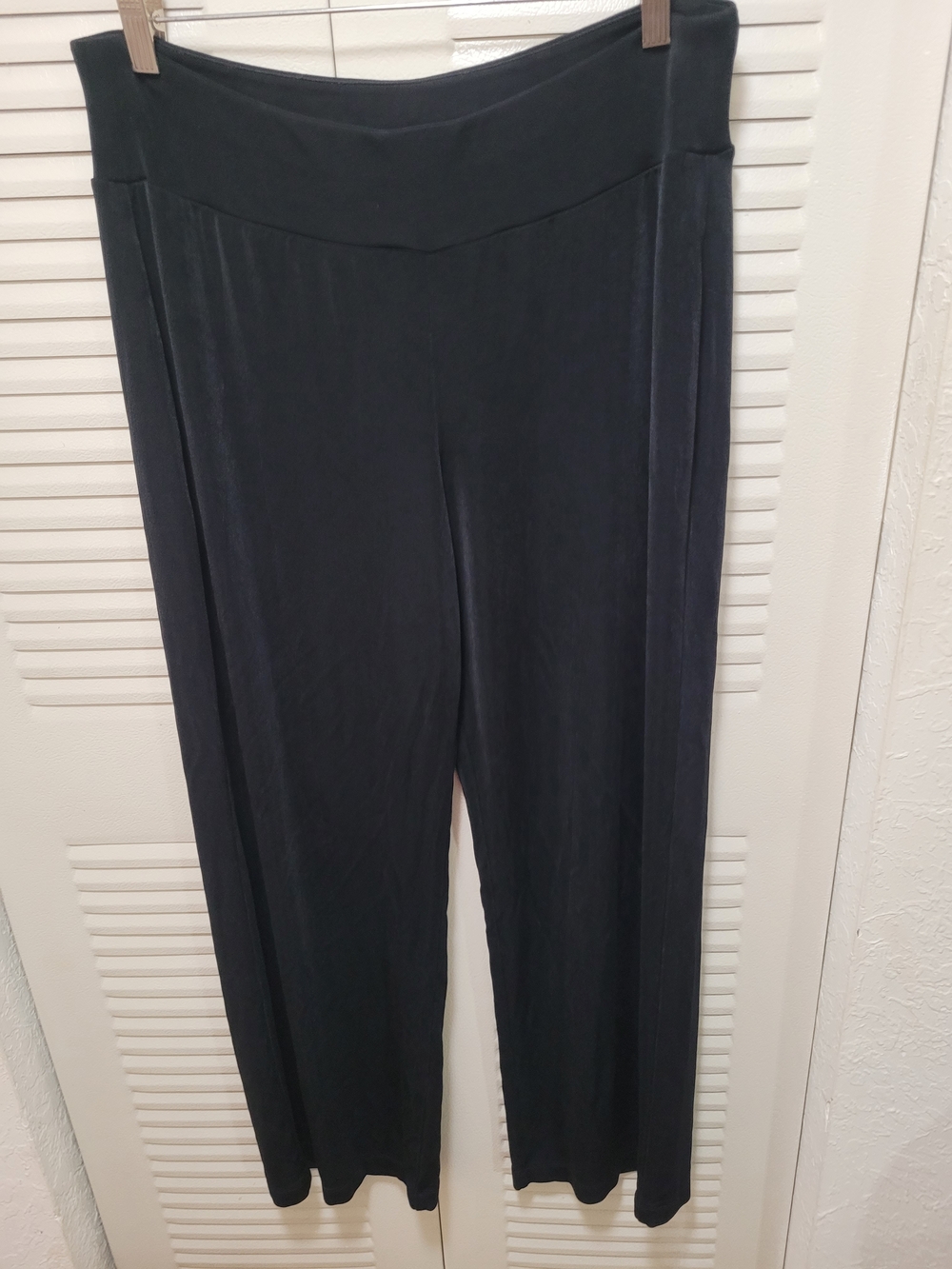 Women's Black Wide-Leg Pull-On Pants